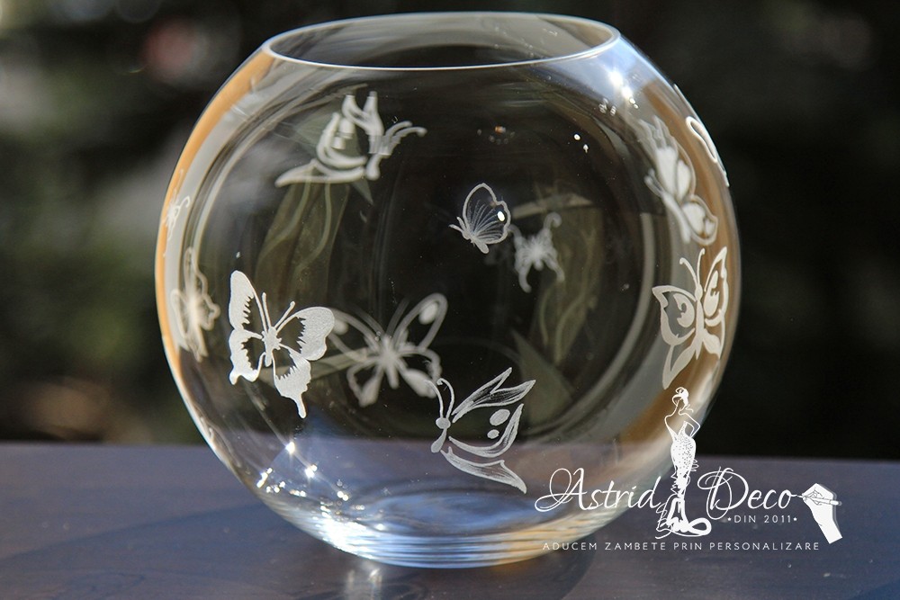Bol de sticla gravat manual - Fluturi - 20cm