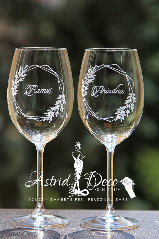 Set 2 pahare vin Bohemia - gravate manual - Frame