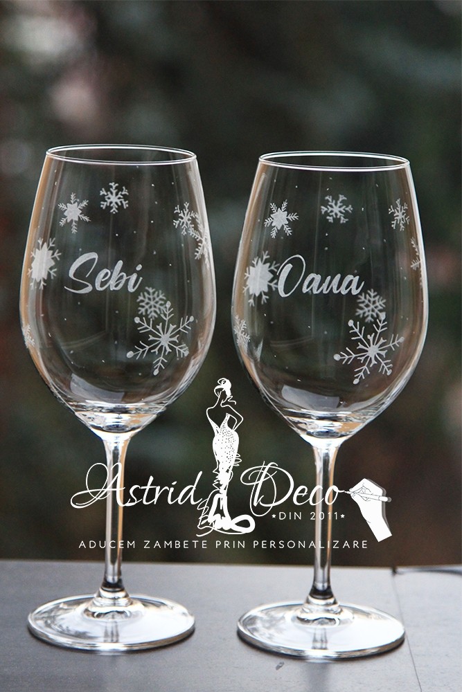 Set 2 pahare vin gravate manual - Nume si Fulgi 