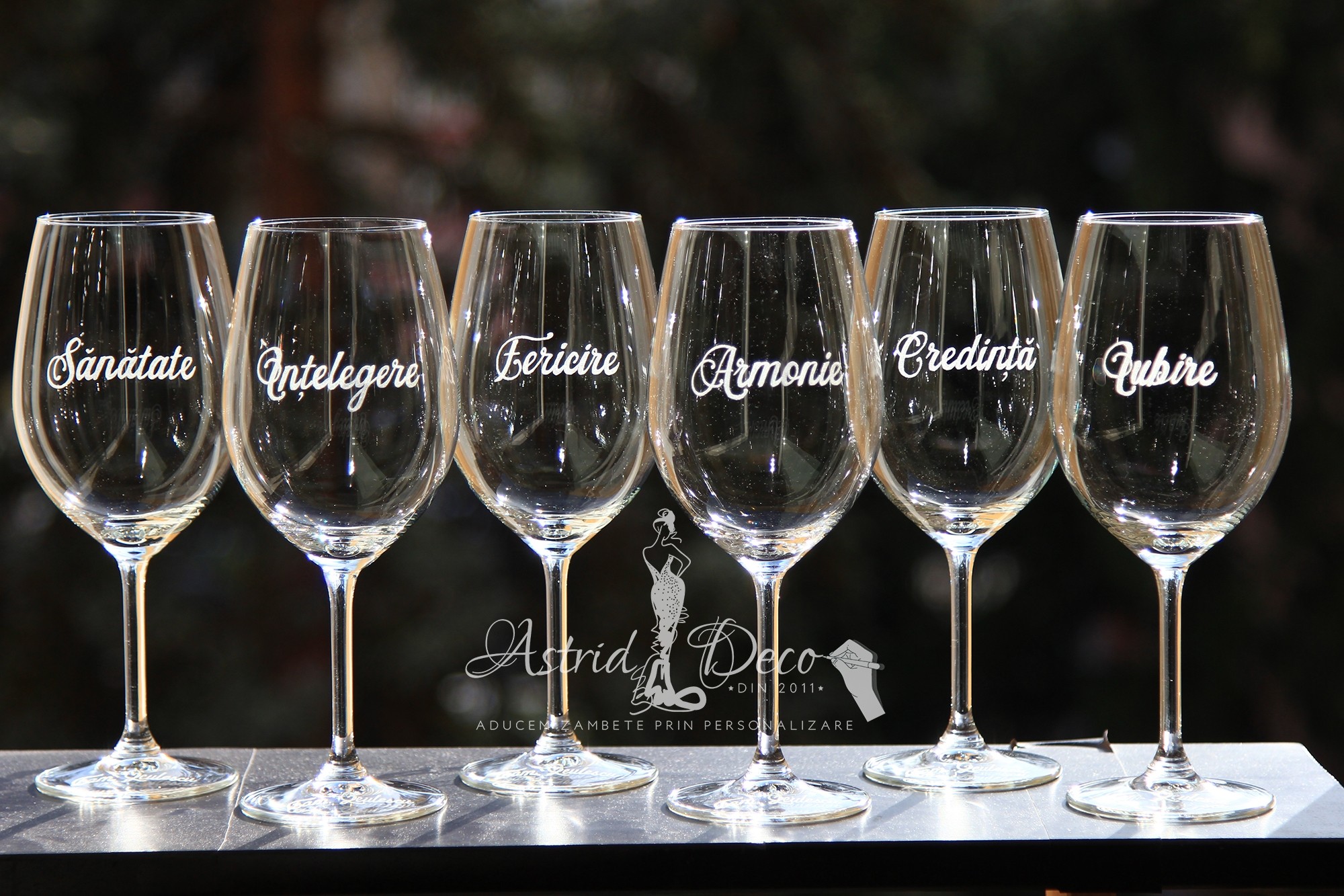 Set 6 pahare de vin- gravate manual- cuvinte 