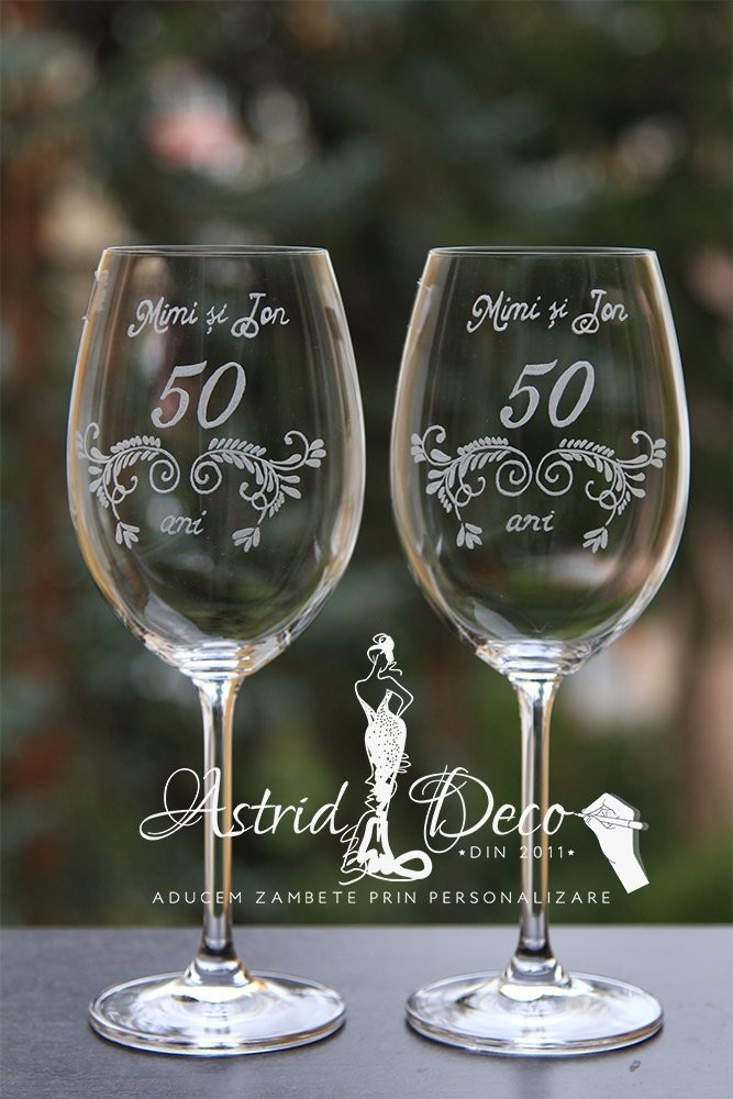 Set 2 pahare Bohemia vin gravate manual - Aniversare 