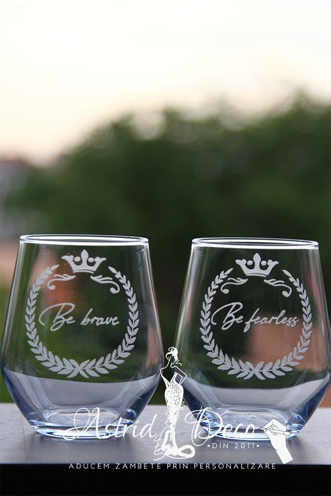 Set 2 pahare gravate manual - Be