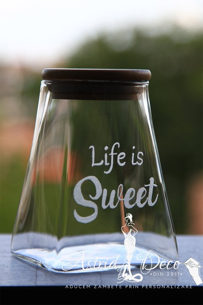 Borcan sticla cu capac bambus 500 ml- gravat manual - Sweet