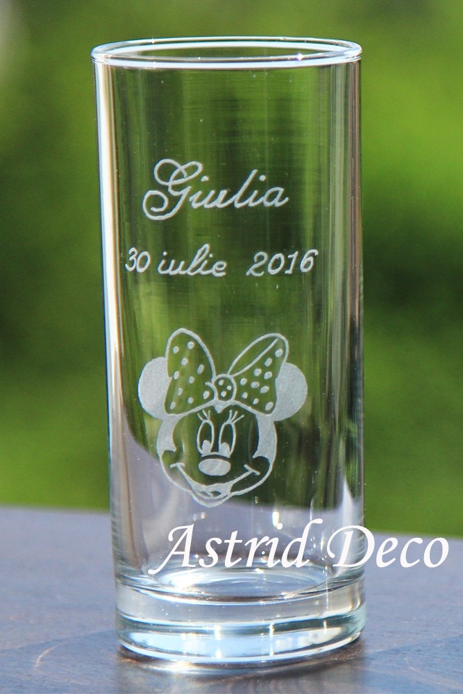 Pahar apa gravat manual- cap Minnie