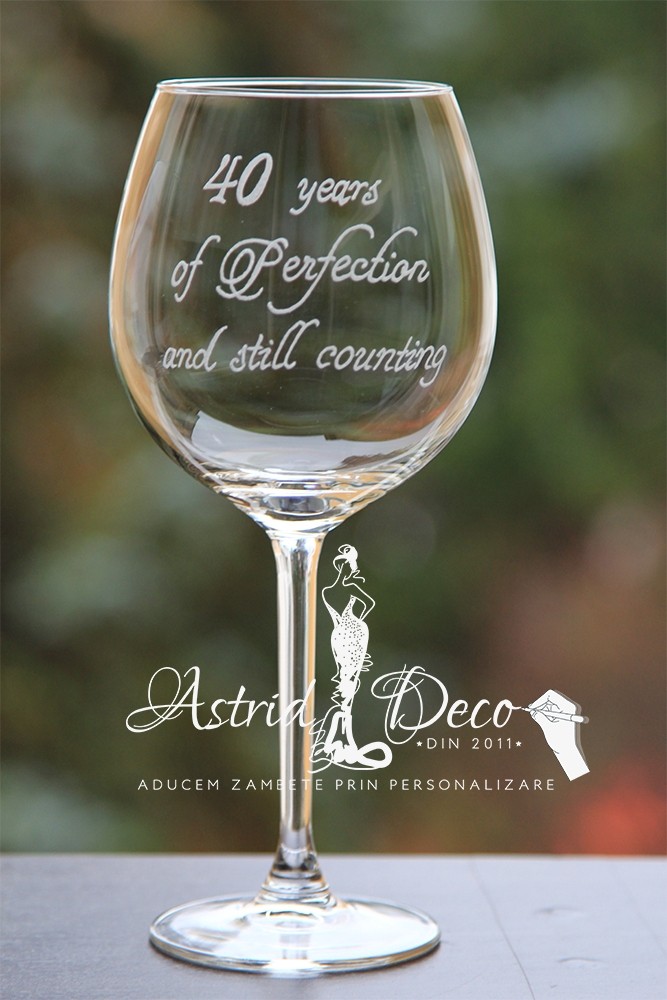 Pahar vin gravat manual - Perfection 