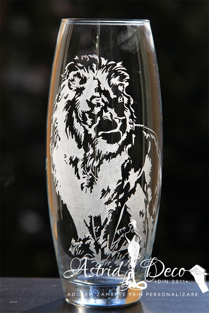 Vaza gravata manual - Lion