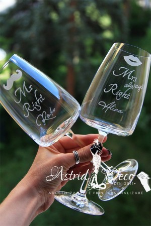 Set 2 pahare vin gravate manual - Mr Mrs Right