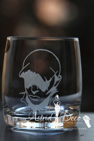 Pahar Bohemia whiskey gravat manual - Silhouette B