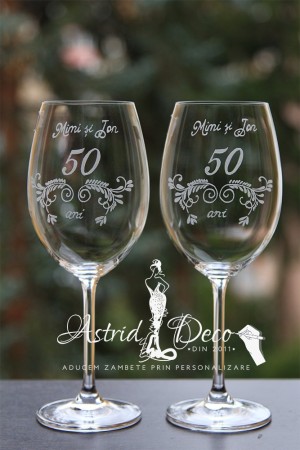 Set 2 pahare Bohemia vin gravate manual - Aniversare 